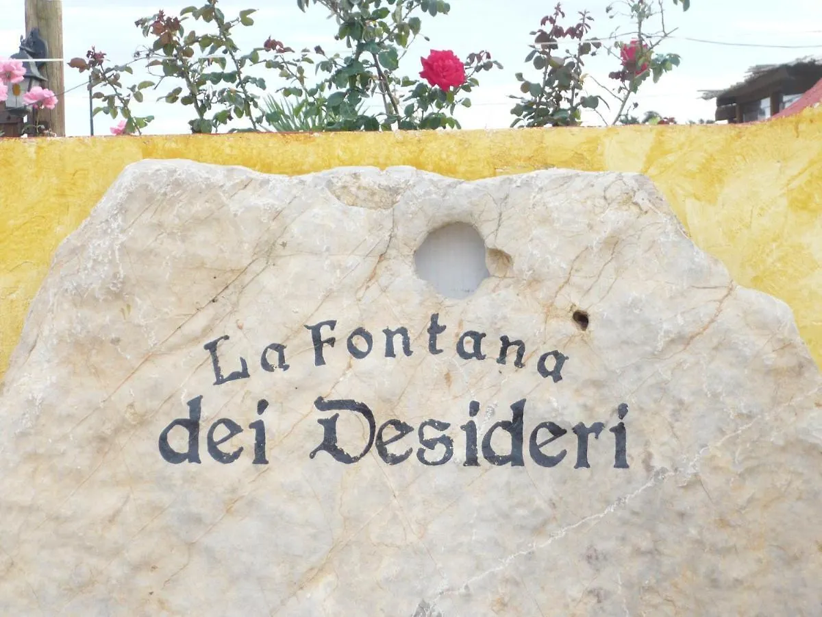 אפרטהוטל אלגהרו La Fontana Dei Desideri 2*,  איטליה